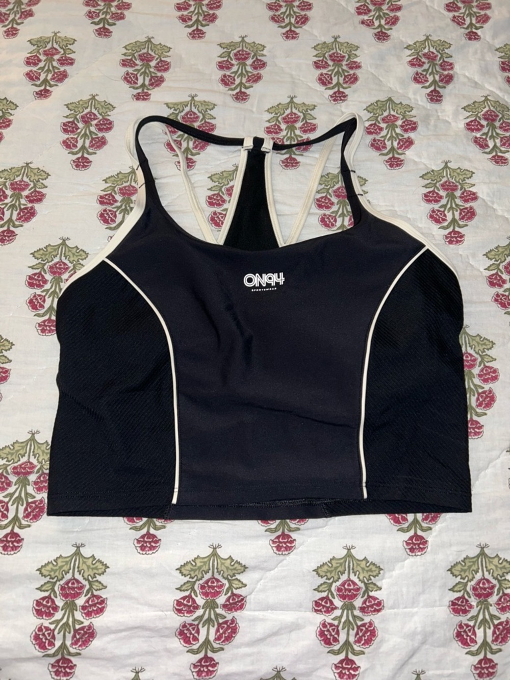 Old Navy Black Sports Crop Bra with Cream Piping